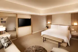 Conrad Singapore Orchard