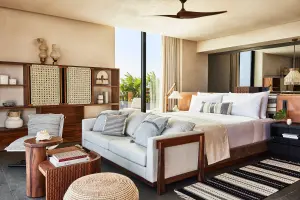 Etéreo, Auberge Collection