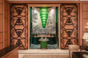 Four Seasons Hotel Cairo at Nile Plaza