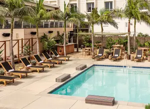 Hotel June West L.A., a