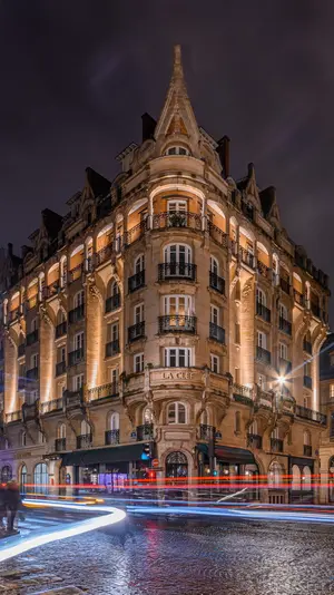 La Clef Louvre Paris by The Crest Collection
