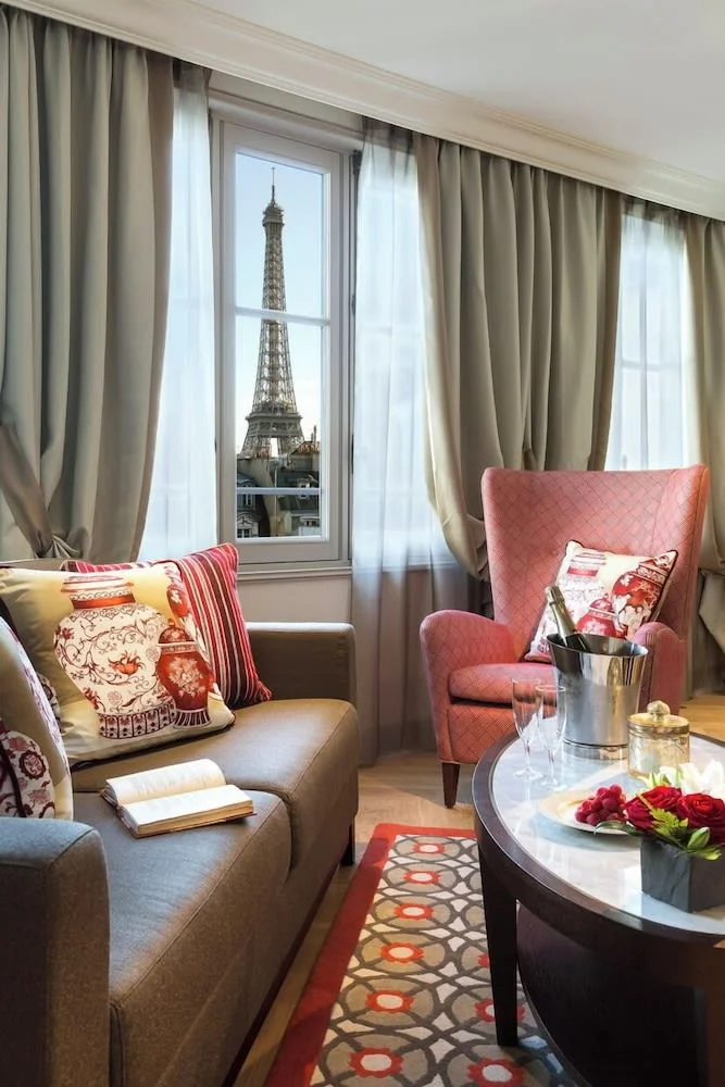 La Clef Tour Eiffel Paris by The Crest Collection