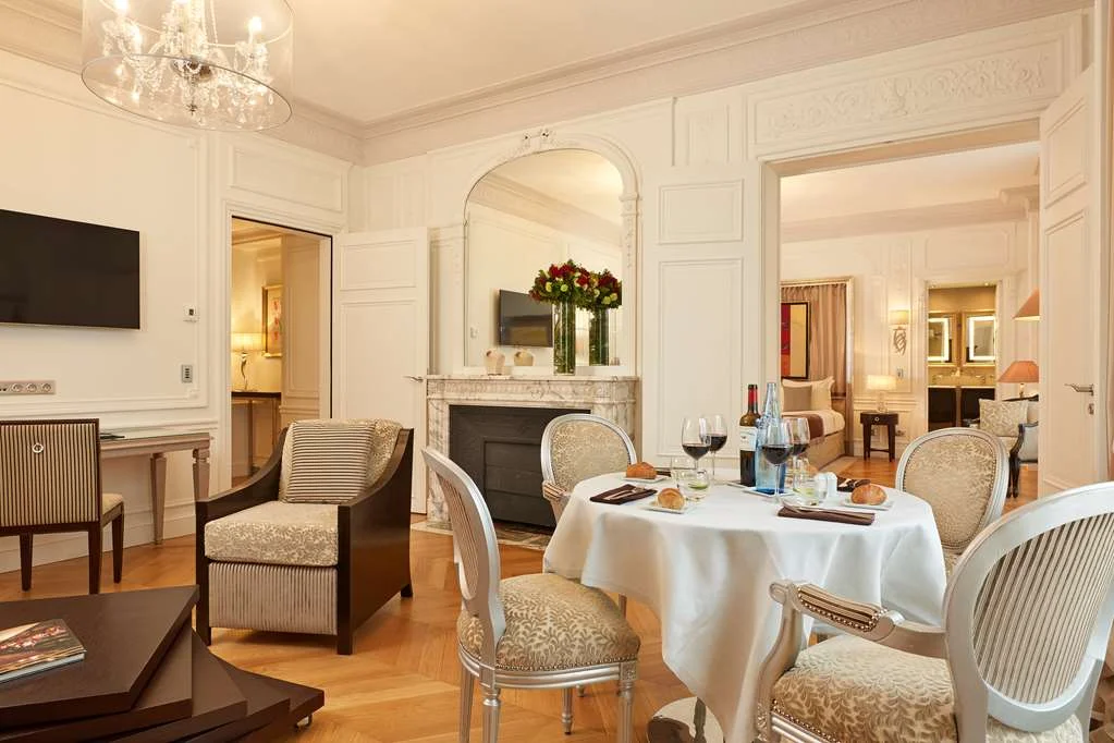 Majestic Hotel - SPA Champs Elysées