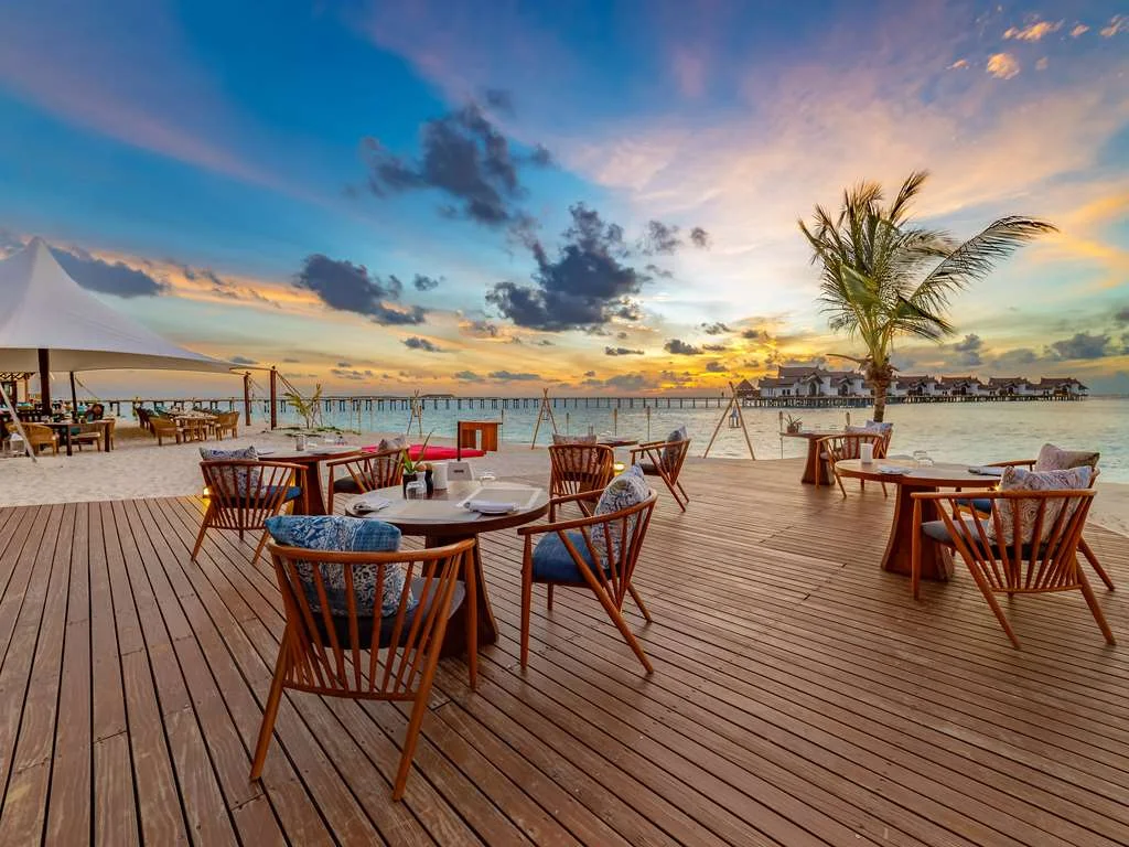 Ozen Reserve Bolifushi- All Inclusive with Free Transfers