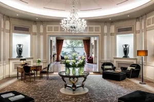 Sina Villa Medici, Autograph Collection