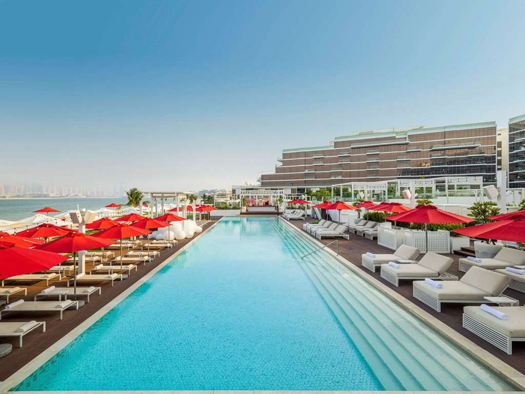 Th8 Palm Dubai Beach Resort, Vignette Collection by IHG