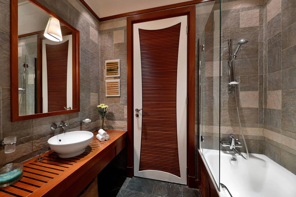 The Ritz-Carlton, Bahrain