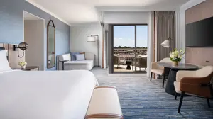 The Ritz-Carlton Dallas, Las Colinas