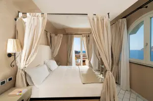 Therasia Resort Sea & Spa