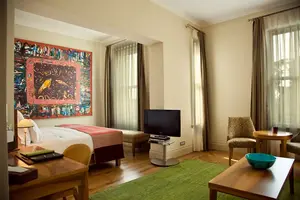 Tomtom Suites - Special Class