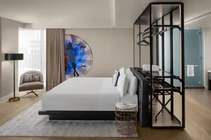 W Scottsdale